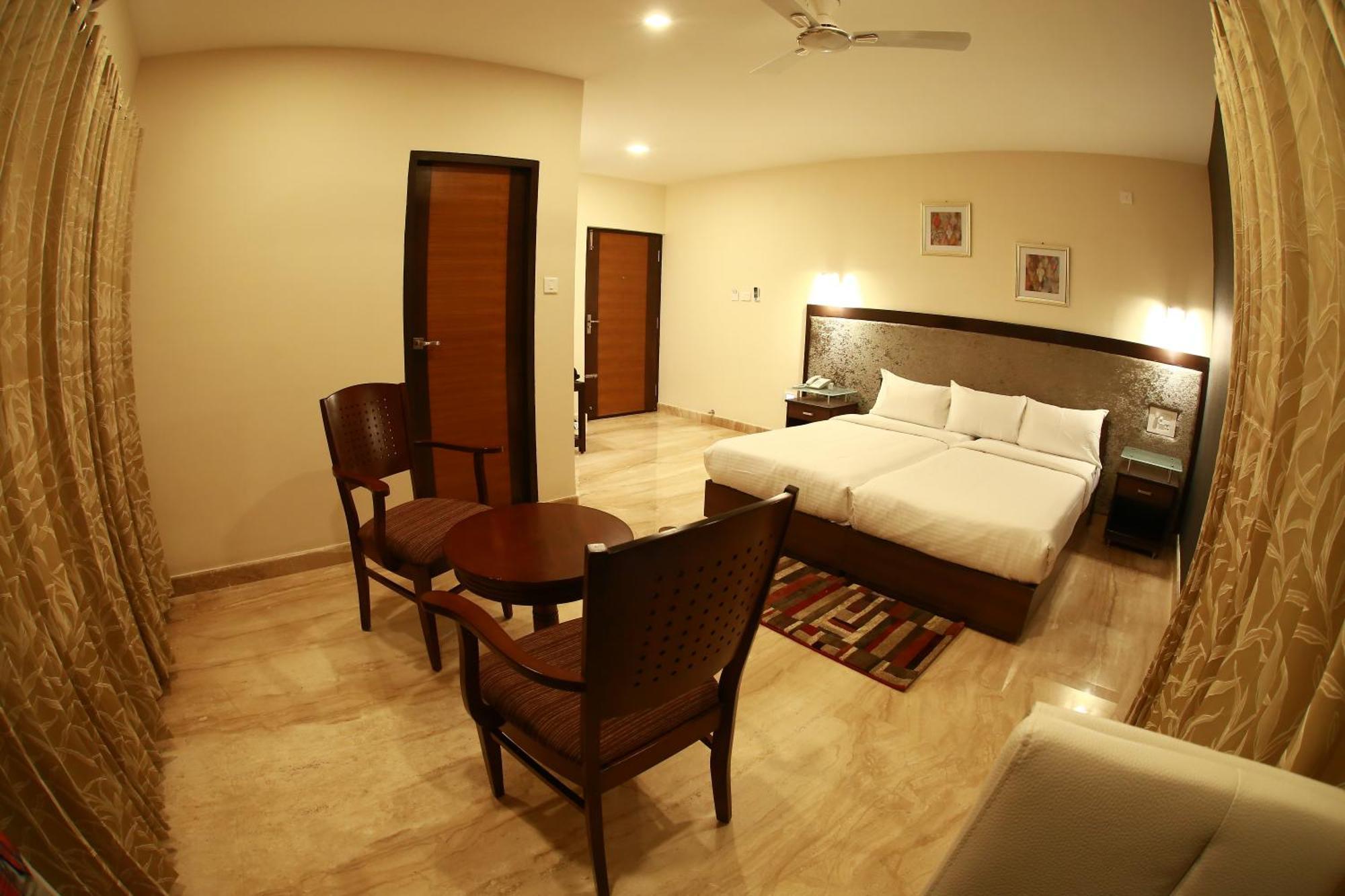 D Breeze Suites Devanahalli Экстерьер фото