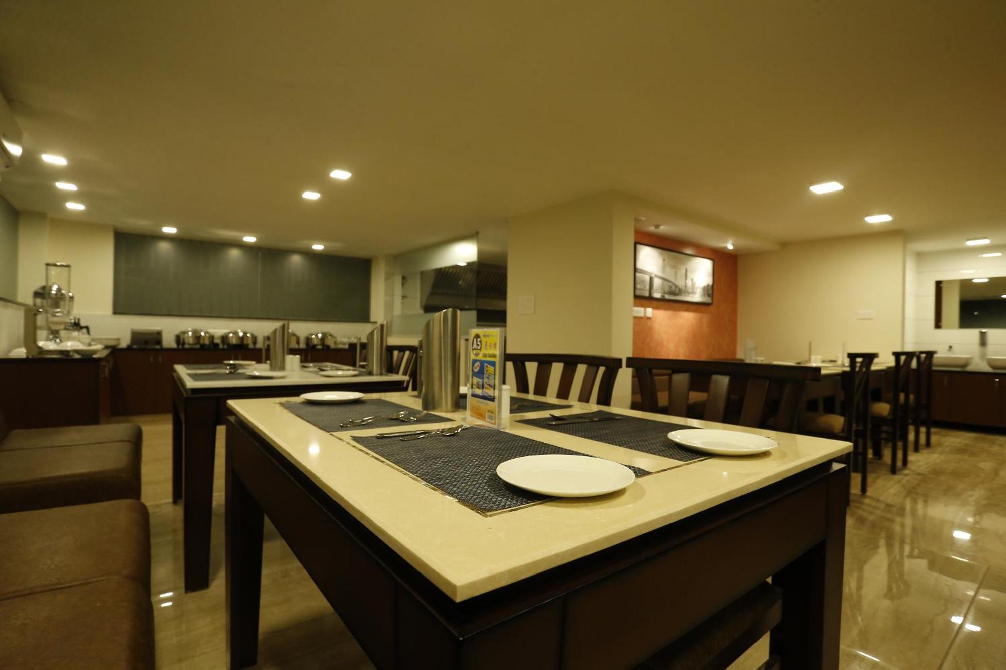 D Breeze Suites Devanahalli Экстерьер фото