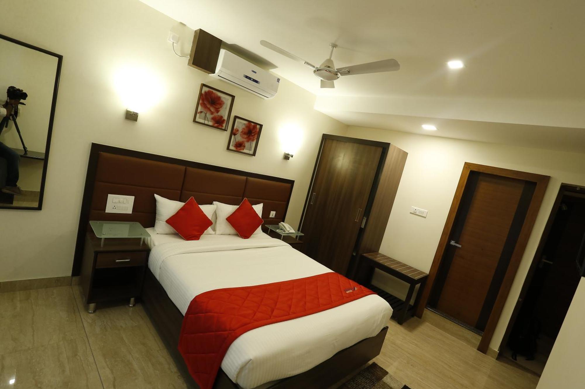 D Breeze Suites Devanahalli Экстерьер фото