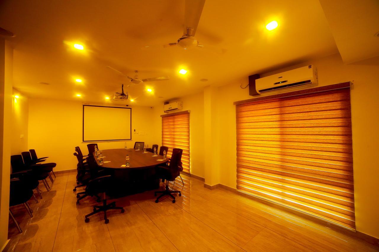 D Breeze Suites Devanahalli Экстерьер фото